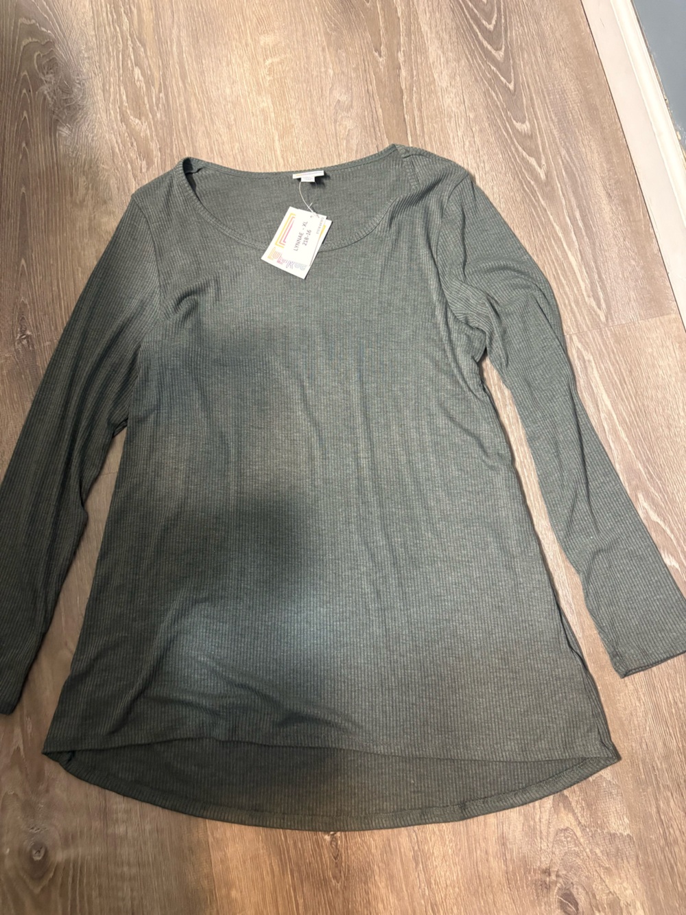 Lularoe lynnae xl solid gray super soft new with tags